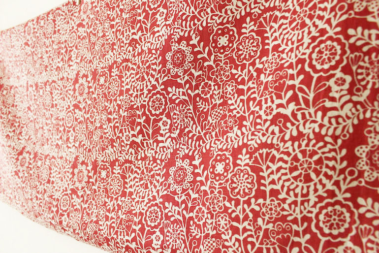 LINNETリネンプリント <br />
        チェコへの憧れレッド×Flax